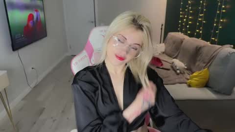 You can call me HH online show from March 24, 6:35 pm