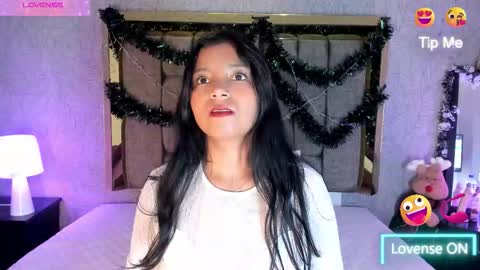 Snapshot of candys_victoria chatting on December 17, 3:23 am Candys Victoria online show from December 17, 3:23 am