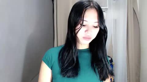 Snapshot of candysweetcum_ chatting on May 28, 11:29 am CALL ME SAM online show from May 28, 11:29 am
