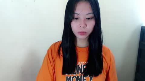 Snapshot of candysweetcum_ chatting on June 5, 6:52 am CALL ME SAM online show from June 5, 6:52 am