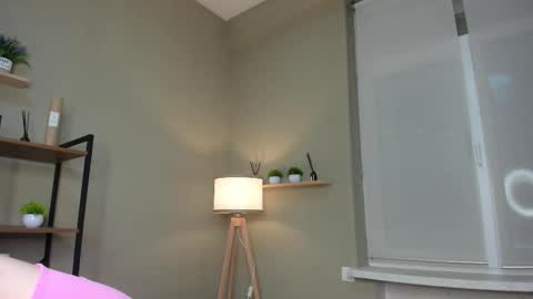 Kate online show from March 12, 2:56 pm