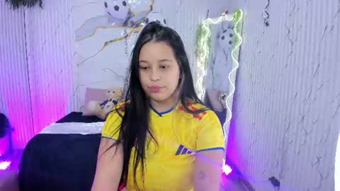 Snapshot of candyy_tay1 chatting on June 24, 2:54 am CANDYY online show from June 24, 2:54 am