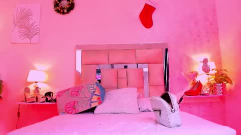 Candy online show from January 12, 7:08 pm