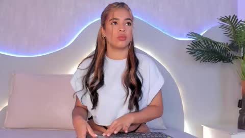 cannelasmith online show from February 5, 5:17 pm