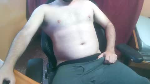 Snapshot of capitan_omg chatting on May 5, 12:02 pm Capitan OMG online show from May 5, 12:02 pm