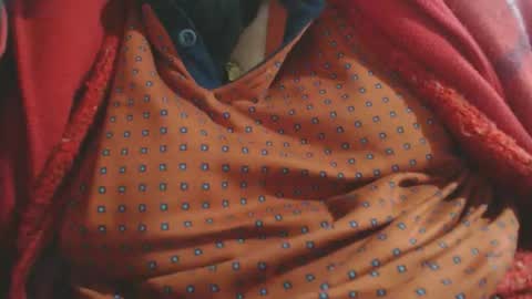 Cinzia  ex regina  online show from January 6, 7:17 pm