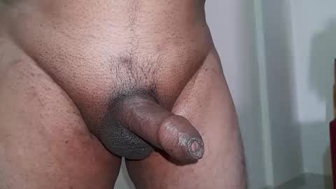 Snapshot of captain_juicyprecum chatting on February 2, 5:39 am captian juicyprecum online show from February 2, 5:39 am