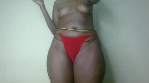 caramelebony_ online show from February 28, 10:30 am