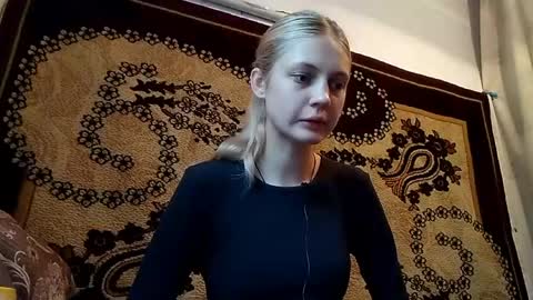 Kira online show from April 28, 2:27 am