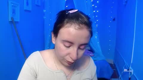 carla_999 online show from January 9, 2:42 pm