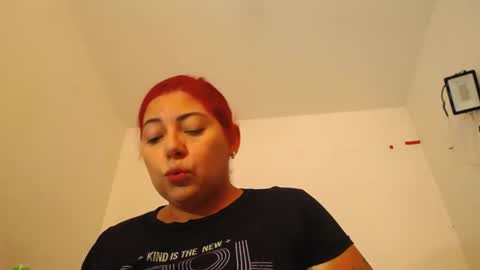 Snapshot of carla_prestige chatting on June 26, 3:27 pm carla_prestige online show from June 26, 3:27 pm
