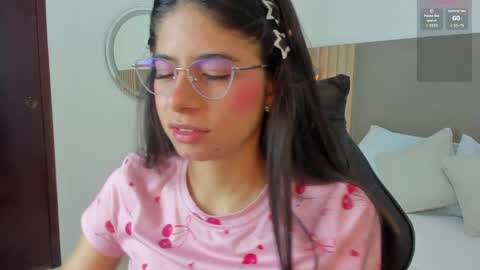 C A R L I N A online show from April 4, 12:35 pm