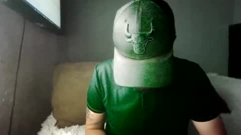 carlos100699 online show from August 7, 10:12 pm