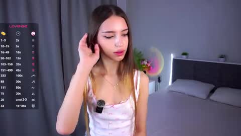 Emily online show from June 15, 5:09 am