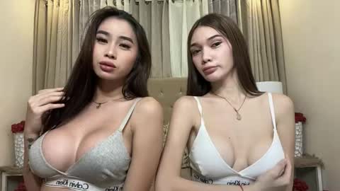 Snapshot of carlottacalista chatting on February 4, 7:47 am Carlotta online show from February 4, 7:47 am