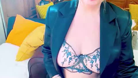 Carmen online show from February 14, 9:50 am