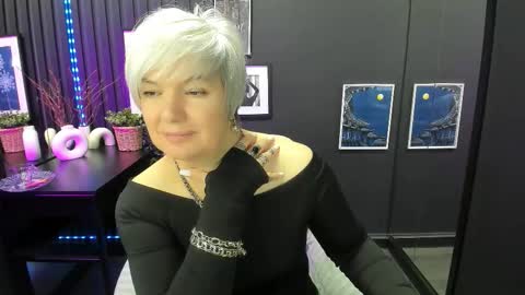 Snapshot of carmensoft chatting on January 5, 8:56 pm Carmen online show from January 5, 8:56 pm