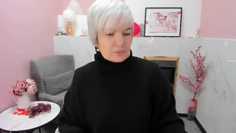 Snapshot of carmensoft chatting on February 22, 8:29 pm Carmen online show from February 22, 8:29 pm