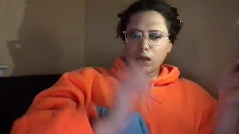 Brooke online show from April 10, 9:14 am