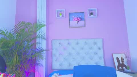 caro_lovings online show from July 12, 3:41 am