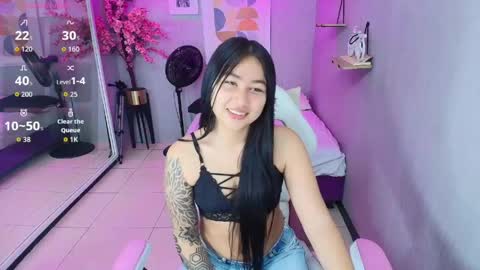 CAROLINA.  online show from April 29, 12:42 pm