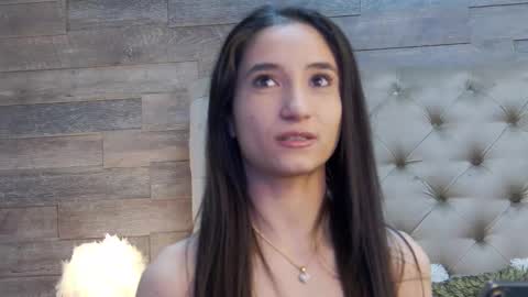 carolinahart online show from December 21, 8:10 am