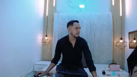 carolinaysebas online show from July 4, 1:06 pm