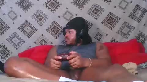 Snapshot of carolinayungin96 chatting on February 4, 5:02 am carolinayungin96 online show from February 4, 5:02 am