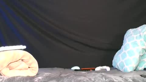 Snapshot of carolinayungin96 chatting on March 15, 1:44 am carolinayungin96 online show from March 15, 1:44 am