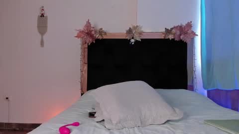 Caro  online show from December 16, 7:43 pm