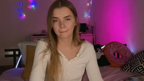 carriebradshawww online show from February 5, 8:19 am