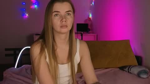 carriebradshawww online show from February 8, 7:06 pm