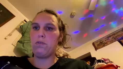 Cash Couple online show from December 18, 1:33 am