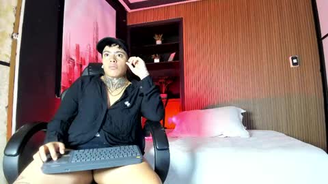 Casper online show from May 25, 12:22 pm