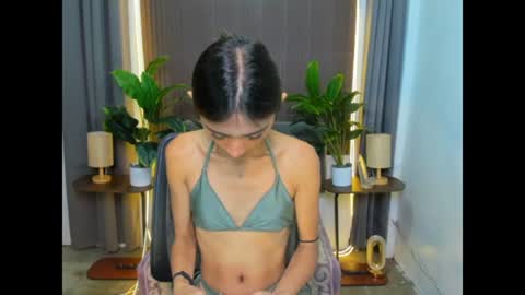 cassandrafoxxx online show from June 20, 5:27 pm