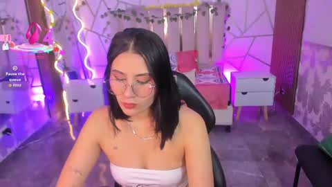 Snapshot of casse_tay chatting on July 24, 4:10 am casse_tay online show from July 24, 4:10 am