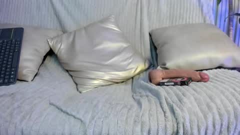 Cassie Jones online show from February 10, 4:11 pm