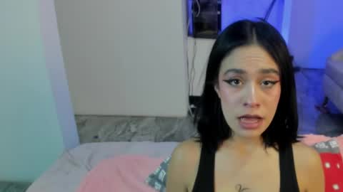 Cassie Jones online show from April 3, 8:18 pm