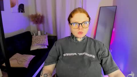 Cassie online show from March 7, 8:50 pm