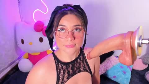 Bela igzaii9r online show from May 15, 10:50 pm