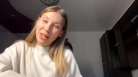 Kate online show from March 28, 3:00 pm