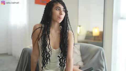 Catalina online show from February 25, 2:37 pm