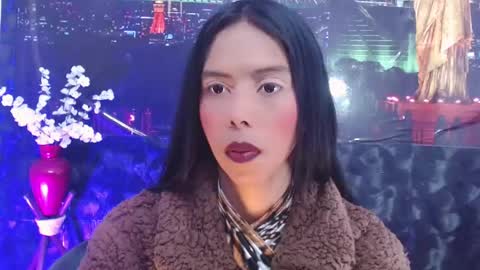 Queen Catalella online show from May 31, 3:15 am