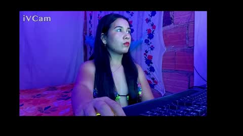 Snapshot of catalina0507 chatting on March 31, 2:35 am catalina0507 online show from March 31, 2:35 am