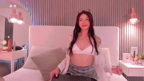 Catalina  online show from February 24, 3:43 pm