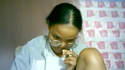 Snapshot of cathyxlisa chatting on April 27, 12:03 pm CathyXLisa online show from April 27, 12:03 pm
