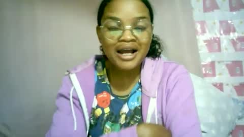 Snapshot of cathyxlisa chatting on April 30, 9:59 am CathyXLisa online show from April 30, 9:59 am