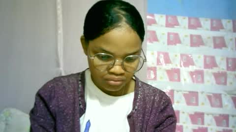 Snapshot of cathyxlisa chatting on May 20, 5:46 am CathyXLisa online show from May 20, 5:46 am