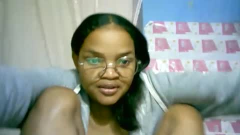 Snapshot of cathyxlisa chatting on June 4, 5:57 am CathyXLisa online show from June 4, 5:57 am