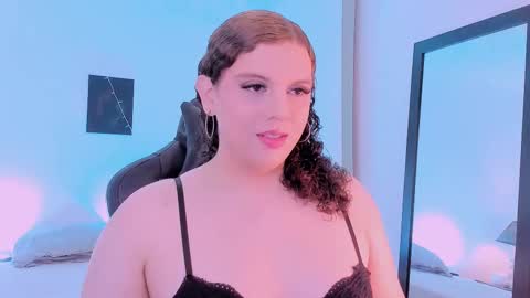 Catleya  online show from February 25, 12:15 pm